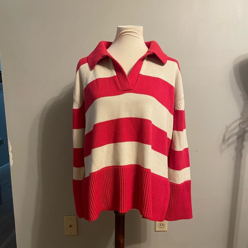 GAP Red and White Striped Women's Sweater. Worn once